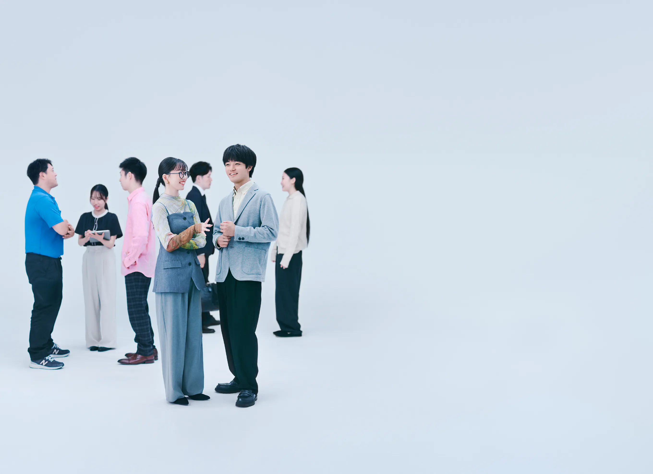 さまざまな職種のスタッフたち